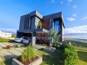 Casa / Sobrado em Condomínio para Locação em Ponta...