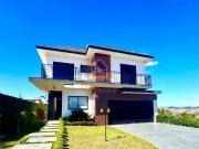 Casa / Sobrado em Condomínio para Locação em Ponta...