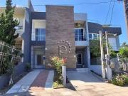 Casa / Sobrado em Condomínio para Locação em Porto...