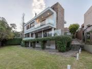 Casa / Sobrado em Condomínio para Locação em Porto...