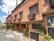 Casa / Sobrado em Condomínio para Locação em Porto...