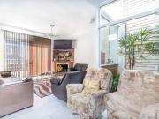 Casa / Sobrado em Condomínio para Locação em Porto...