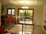 Casa / Sobrado em Condomínio para Locação em Porto...