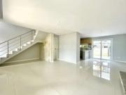 Casa / Sobrado em Condomínio para Locação em Porto...