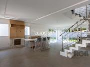 Casa / Sobrado em Condomínio para Locação em Porto...