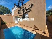 Casa / Sobrado em Condomínio para Locação em Ribeirão...