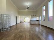 Casa / Sobrado em Condomínio para Locação em Ribeirão...