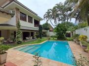 Casa / Sobrado em Condomínio para Locação em Rio de...