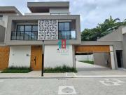 Casa / Sobrado em Condomínio para Locação em Rio de...