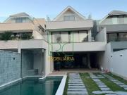 Casa / Sobrado em Condomínio para Locação em Rio de...