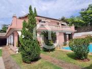 Casa / Sobrado em Condomínio para Locação em Rio de...