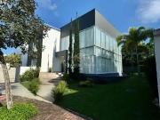 Casa / Sobrado em Condomínio para Locação em Rio de...