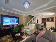 Casa / Sobrado em Condomínio para Locação em Rio de...