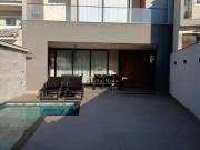 Casa / Sobrado em Condomínio para Locação em Rio de...