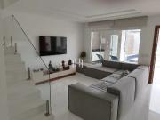 Casa / Sobrado em Condomínio para Locação em Rio de...