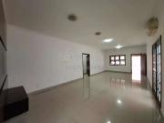 Casa / Sobrado em Condomínio para Locação em São José do...