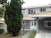 Casa / Sobrado em Condomínio para Locação em São José...