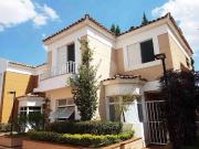 Casa / Sobrado em Condomínio para Locação em São...