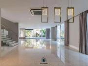 Casa / Sobrado em Condomínio para Locação em São...