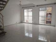 Casa / Sobrado em Condomínio para Locação em São...
