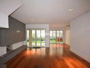 Casa / Sobrado em Condomínio para Locação em São...