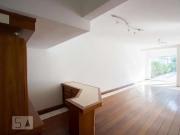 Casa / Sobrado em Condomínio para Locação em São...