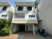 Casa / Sobrado em Condomínio para Locação em São...