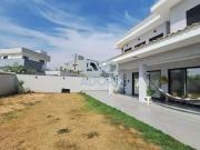 Casa / Sobrado em Condomínio para Locação em Salto/SP...