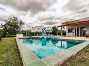 Casa / Sobrado em Condomínio para Locação em Salto/SP...