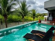 Casa / Sobrado em Condomínio para Locação em Salvador/BA...