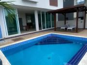 Casa / Sobrado em Condomínio para Locação em Salvador/BA...