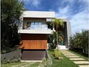 Casa / Sobrado em Condomínio para Locação em Salvador/BA...