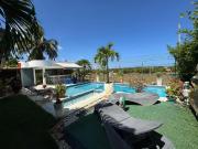 Casa / Sobrado em Condomínio para Locação em Salvador/BA...