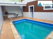 Casa / Sobrado em Condomínio para Locação em Salvador/BA...