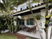 Casa / Sobrado em Condomínio para Locação em Salvador/BA...