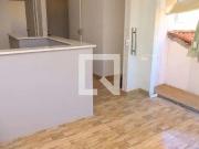 Casa / Sobrado em Condomínio para Locação em Salvador/BA...