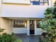 Casa / Sobrado em Condomínio para Locação em Salvador/BA...