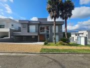 Casa / Sobrado em Condomínio para Locação em Santana de...