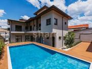 Casa / Sobrado em Condomínio para Locação em Santana de...