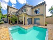 Casa / Sobrado em Condomínio para Locação em Santana de...