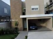 Casa / Sobrado em Condomínio para Locação em Santana de...