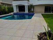 Casa / Sobrado em Condomínio para Locação em Santana de...