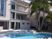 Casa / Sobrado em Condomínio para Locação em Santana de...