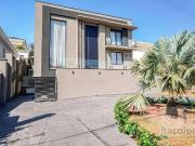 Casa / Sobrado em Condomínio para Locação em Santana de...