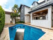 Casa / Sobrado em Condomínio para Locação em Santana de...