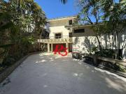 Casa / Sobrado em Condomínio para Locação em Santos/SP...