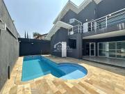 Casa / Sobrado em Condomínio para Locação em Tremembé/SP...