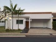 Casa / Sobrado em Condomínio para Locação em...