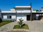 Casa / Sobrado em Condomínio para Locação em Valinhos/SP...