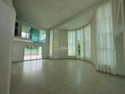 Casa / Sobrado em Condomínio para Locação em Valinhos/SP...